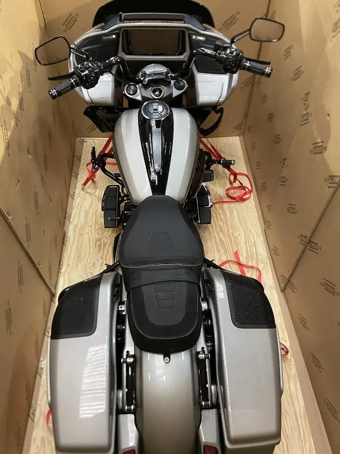 Exemple de moto mise dans nos caisses