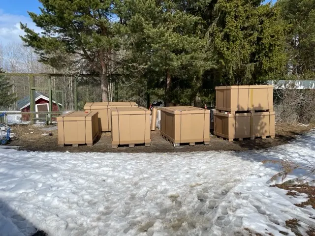 caisse palette sur mesure en extérieur