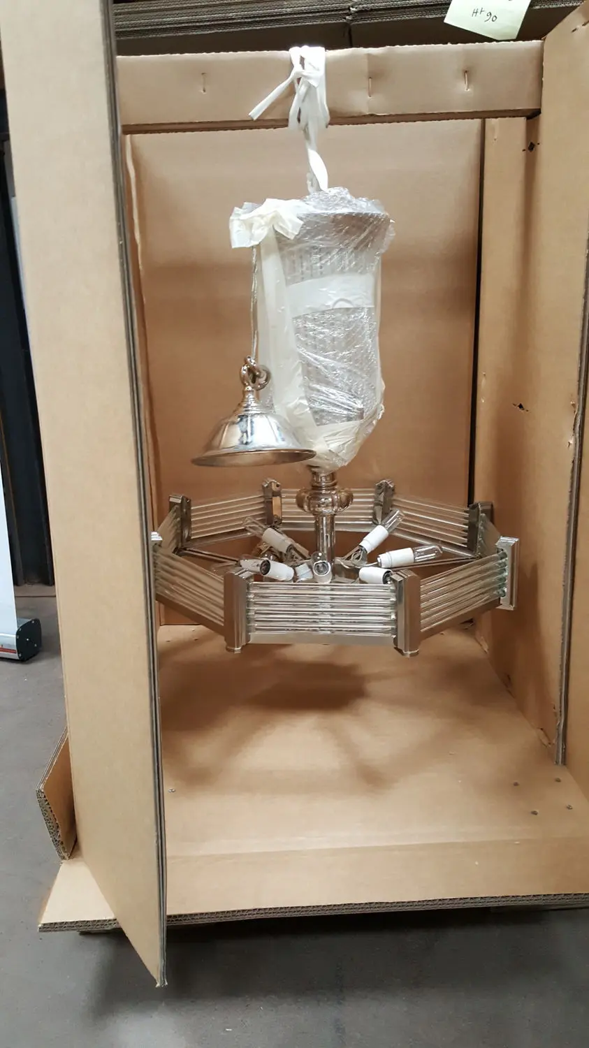 Caisse pour lustre sur mesure